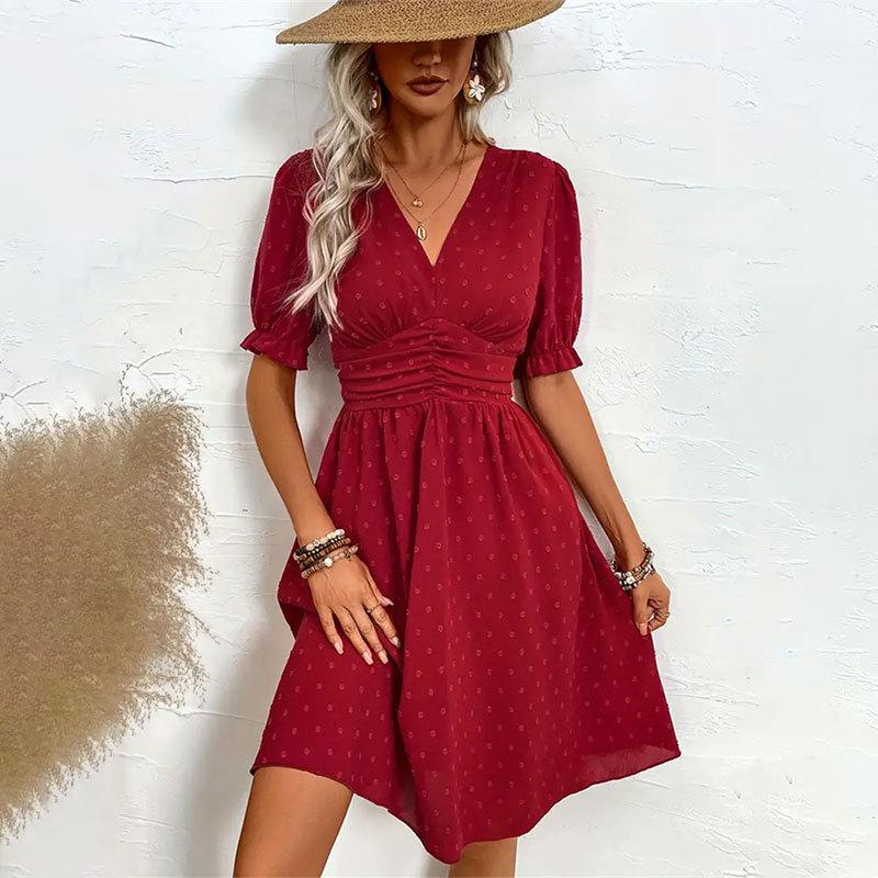 

Жаккардовое короткое платье с высокой талией, летнее женское однотонное платье трапециевидной формы с короткими рукавами и v-образным вырезом премиум-класса S бордовый