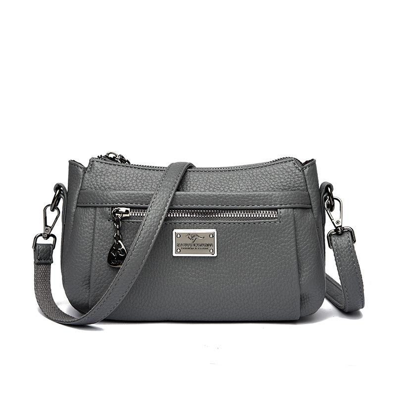 A Fashionable and Casual Large-capacity Women's Crossbody Bag