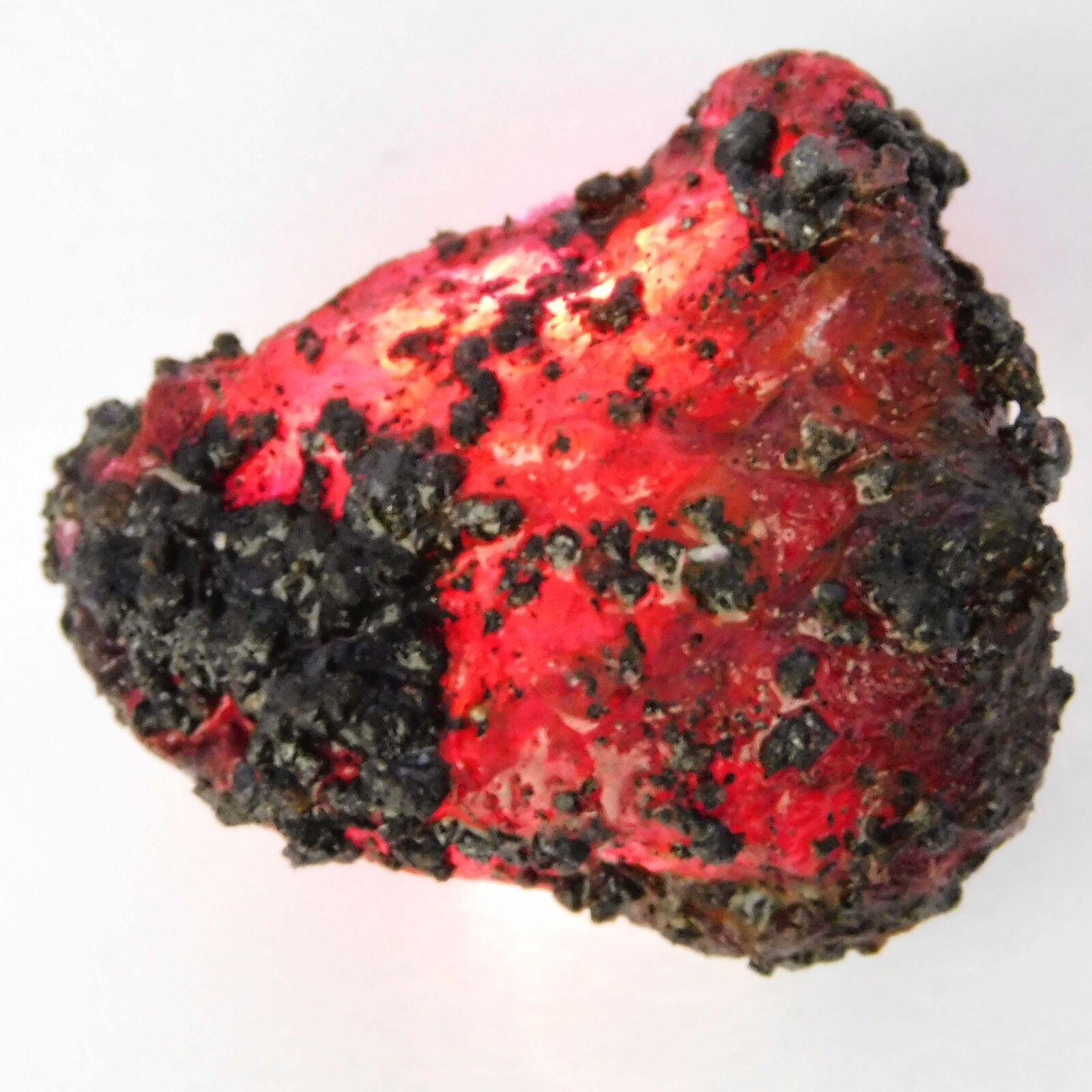 

Big Sale !! Natural Uncut Red Ruby Rough 110 Carat CERTIFIED Gemstone Loose 1A-5612 38.4 mm червоний