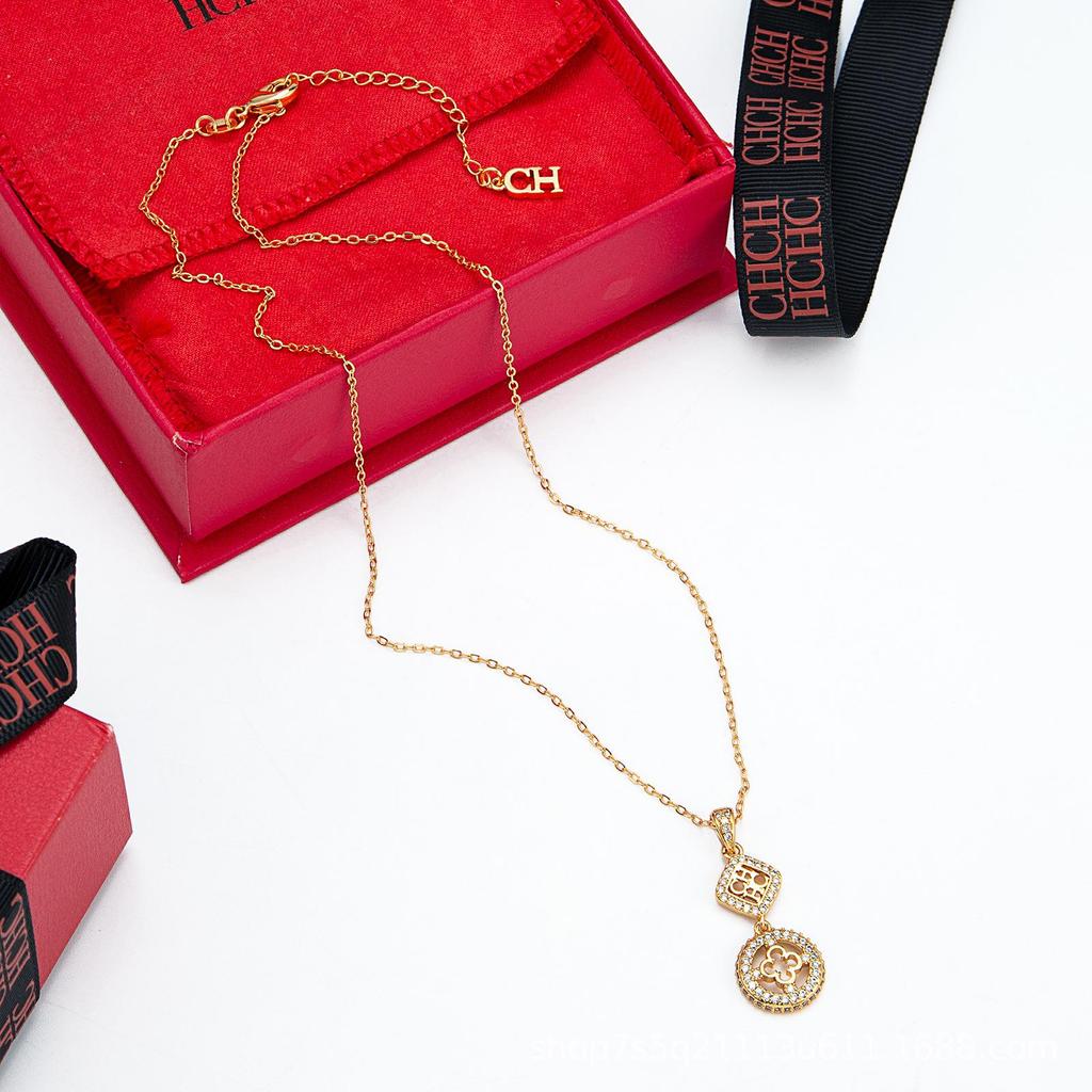 Elegant Zircon Collarbone Chain Pendant Necklace - Light Luxury, Casual & Popular Design