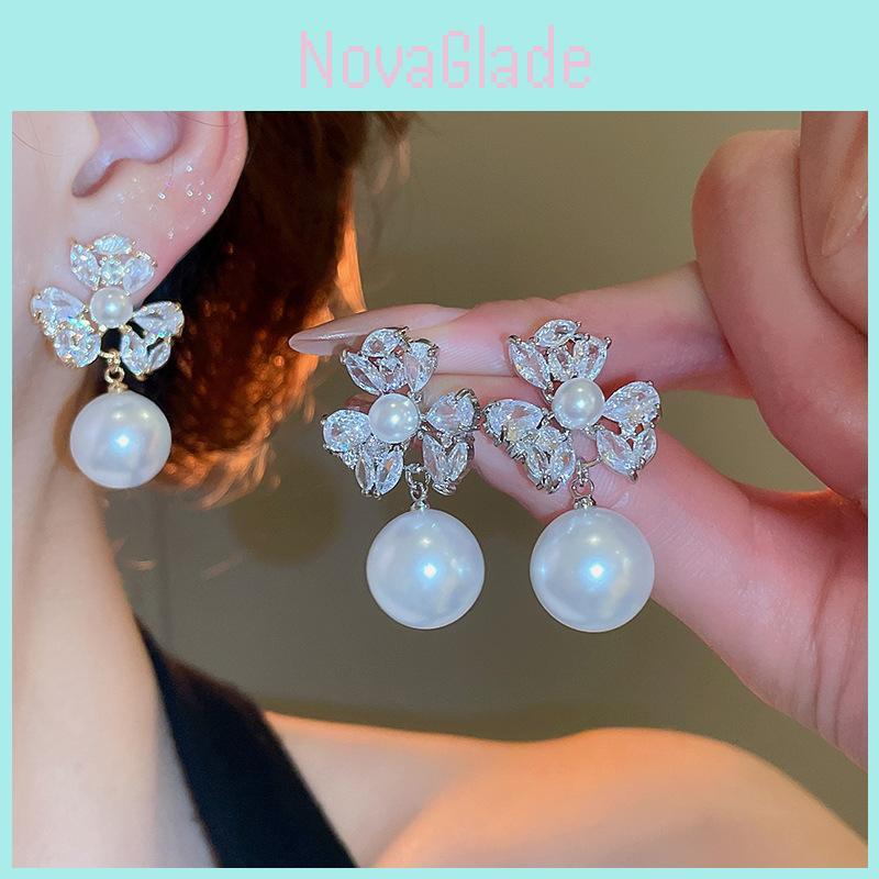 Elegant Floral Silver Plated Zircon Pearl Dangle Earrings For Women Home Party Wear