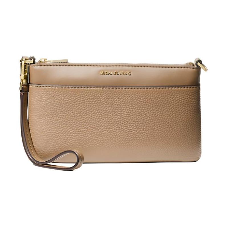 MICHAEL KORS Jet Set Pebbled Gold Hardware Leather Clutch Medium Women s Khaki золотой