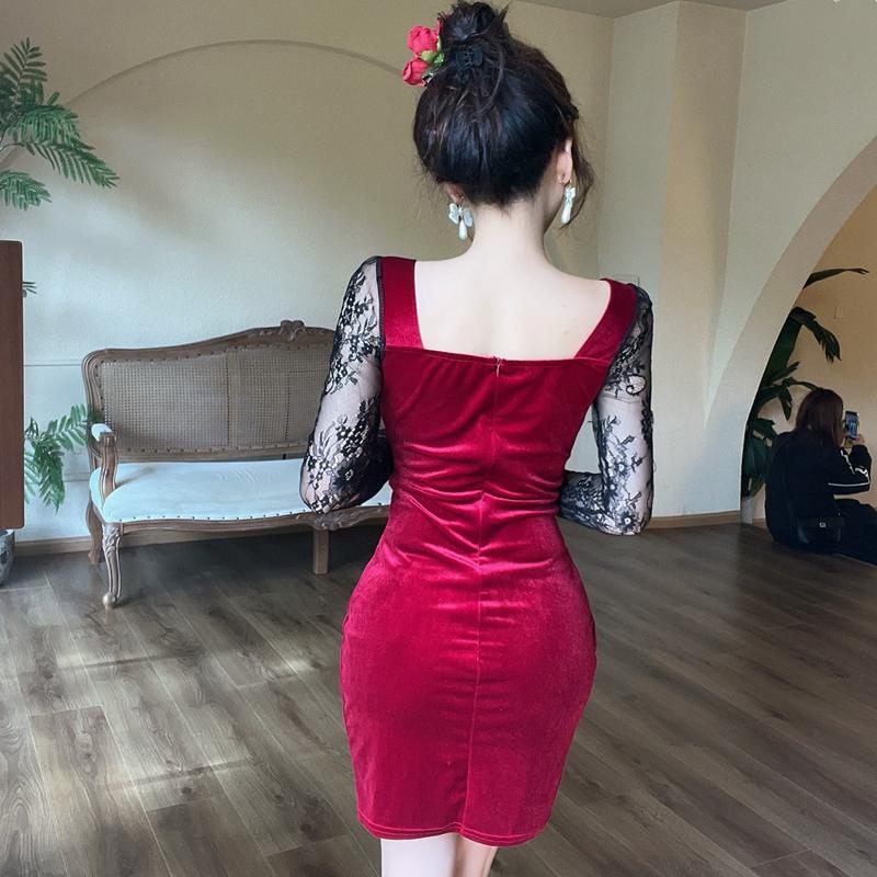 Длинные рукава из золотого бархата — фото 8