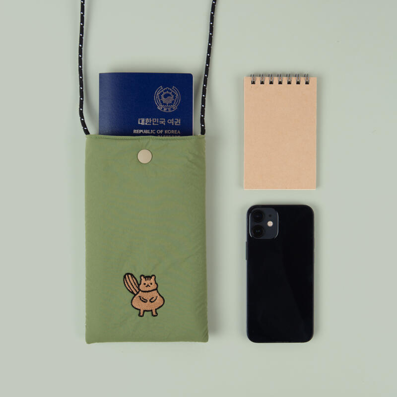 Airy Phone Bag - Squirrel