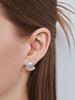Hei Overlap Shell Stud Earrings