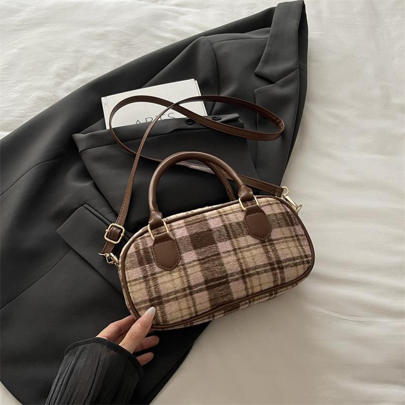 Hochwertige Karotasche Damen neue Mode Umhängetasche tragbare Bowlingtasche