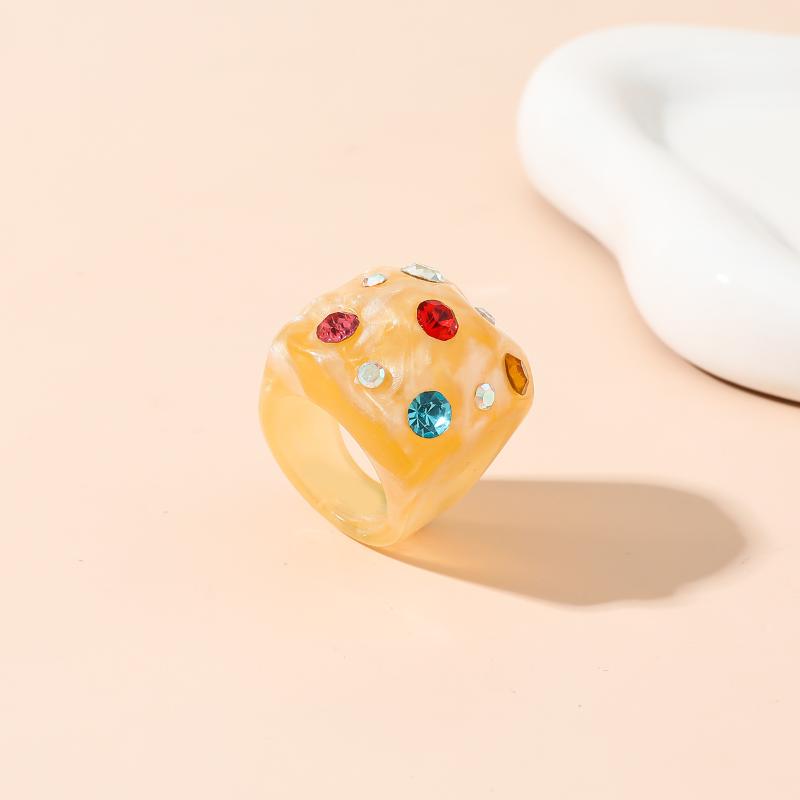 Trendy Minimalist Colored Resin Ring With Vintage Bright Diamonds Irregular Personality Geometric Rings Jewelry Accessories Gift