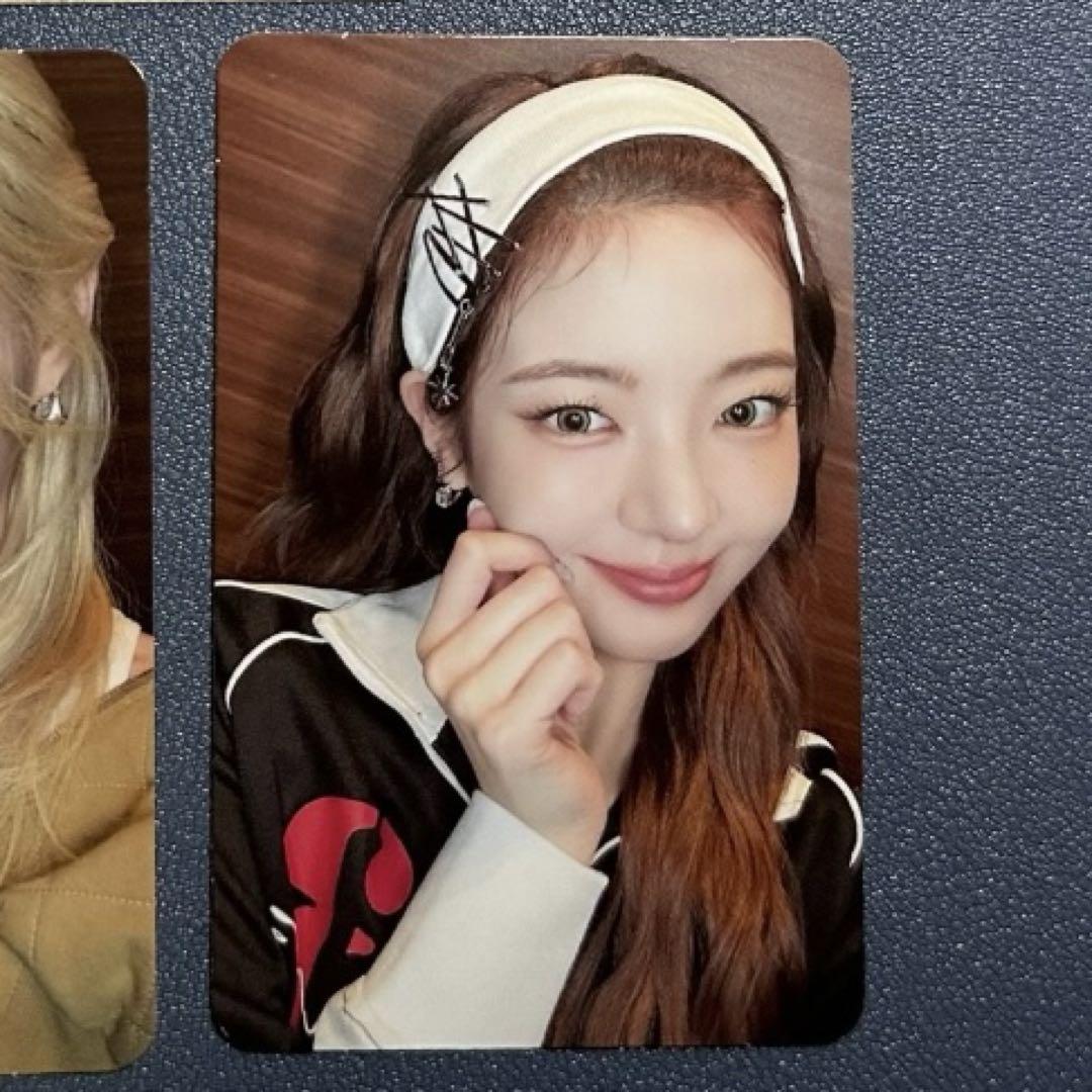 

[USED] itzy rear GOLD makestar Yonton limited trading card