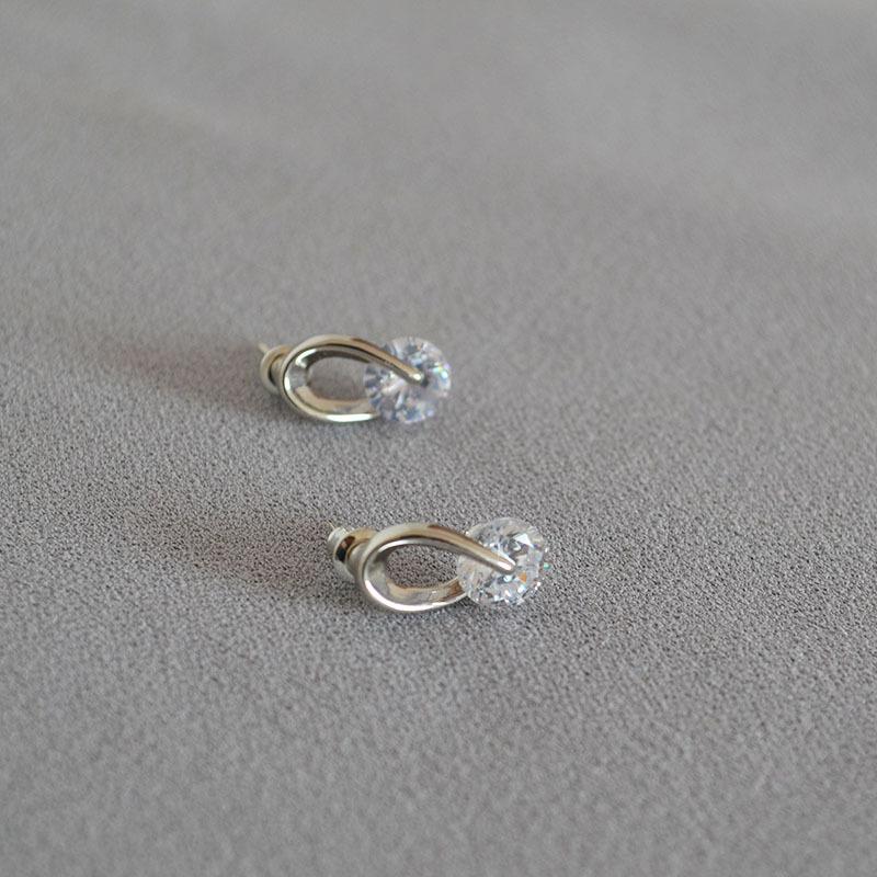 

New Design Fashionable, Simple, Exquisite, Compact, Personalized, Shining Temperament Earrings Earrings for Daily Commuting