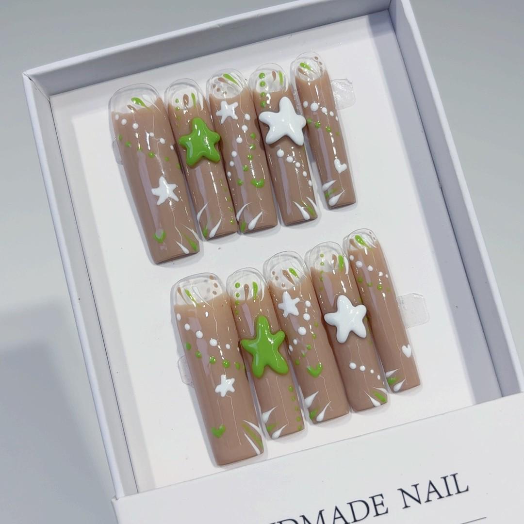 European & American 4.0 Water Pipe Nail - Clear Translucent 3D Stars, Handmade Wearable False Nails Medium