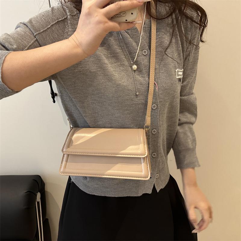 Premium Sense Small Bag Women 2025 New Trendy Versatile Shoulder Messenger Bag Ins Fashion Popular Niche Small Square Bag