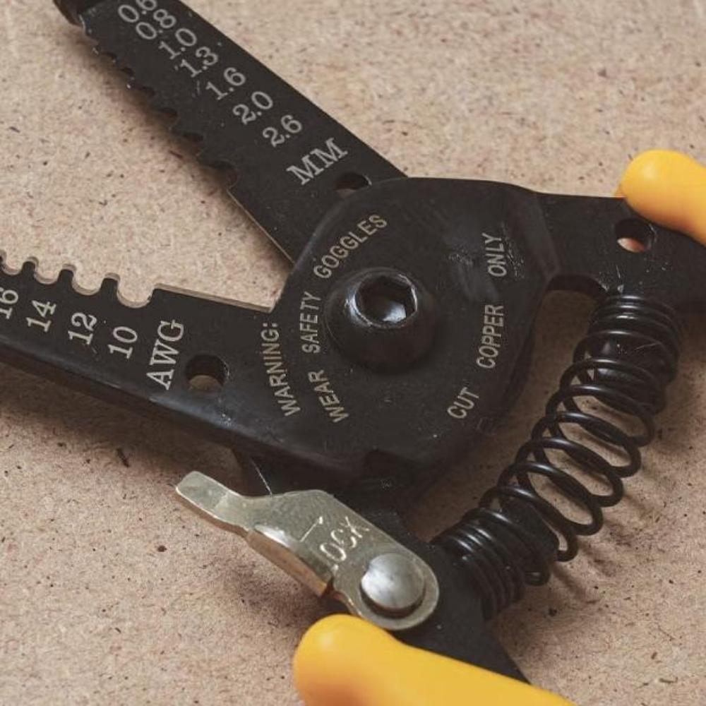 Einfacher Abisolierer, Elektrischer Kabelabisolierer