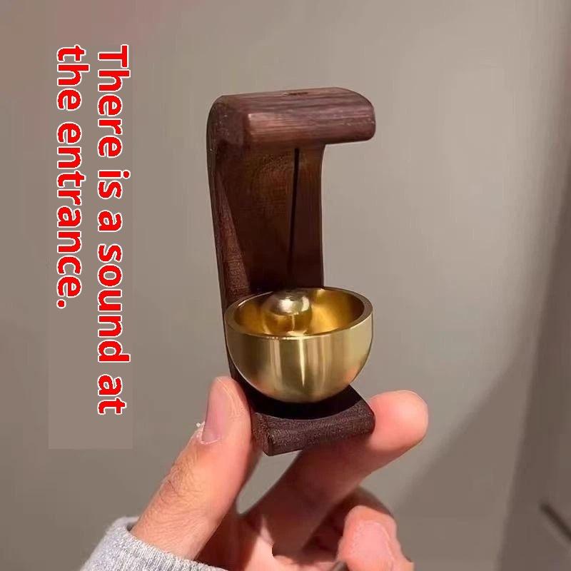Wooden Magnetic Doorbell Minimalist Brass Chime Natural Wood Frame Entry Alert for Modern Home Interior Use