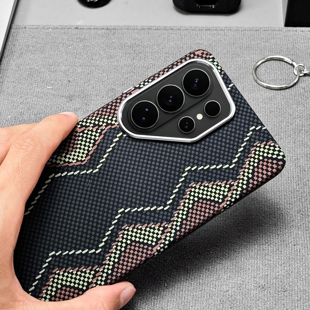 Applicable to Samsung S11Ultra magnetic mobile phone case S11Ultra ultra-thin s11 black scepter carbon fiber pattern s11