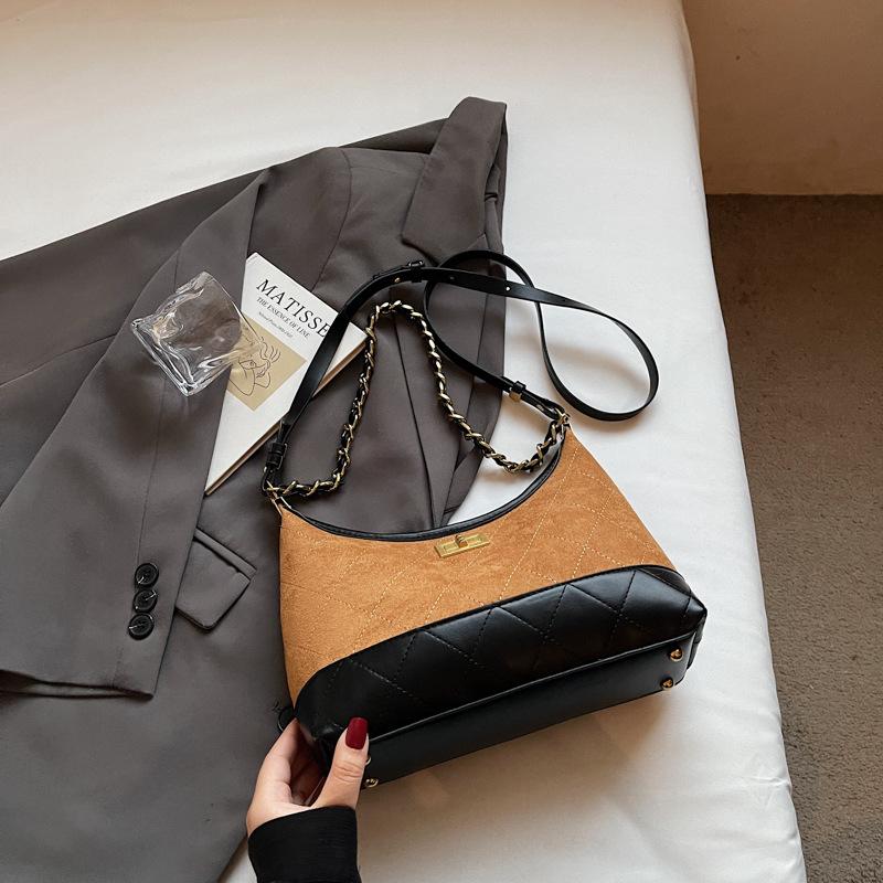 Niche Retro Texture Handbag Women's 2025 New High-value Diamond Chain Bag Simple Shoulder Messenger Bag