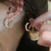 Elegant White Shell Heart Pearl Earrings For Women Sweet Gold Tone Dangle Earrings