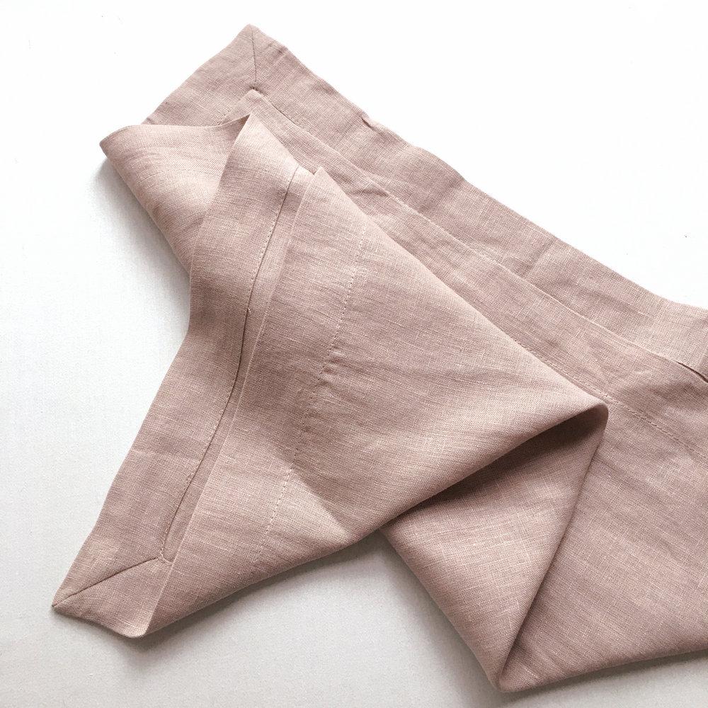 Custom 100 Linen Hemstitch Napkins 3cm Edge Folding Styles Handmade Stone Wash Linen Napkin for Weddings-Dropshipping Customized Size