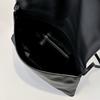 Niche minimalist mail carrier bag, simple envelope bag, sheepskin shoulder bag, all-steel hardware buckle, flip seam, armpit bag.