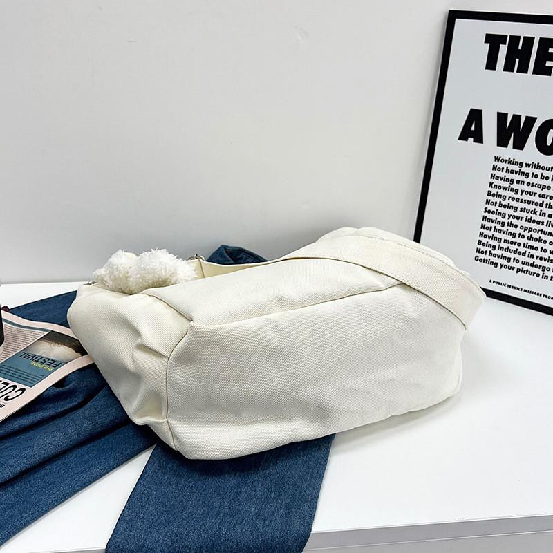 Urban Style Canvas Bag For Women With Zipper Closure And Phone Pocket For Casual Daily Use