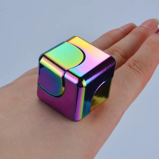 Stress Relief Toy Metal Cube Fingertip Spinner Decompression Spinning Tops Anti-Anxiety Hobbies Hand Fidget Spinner Vent Toys