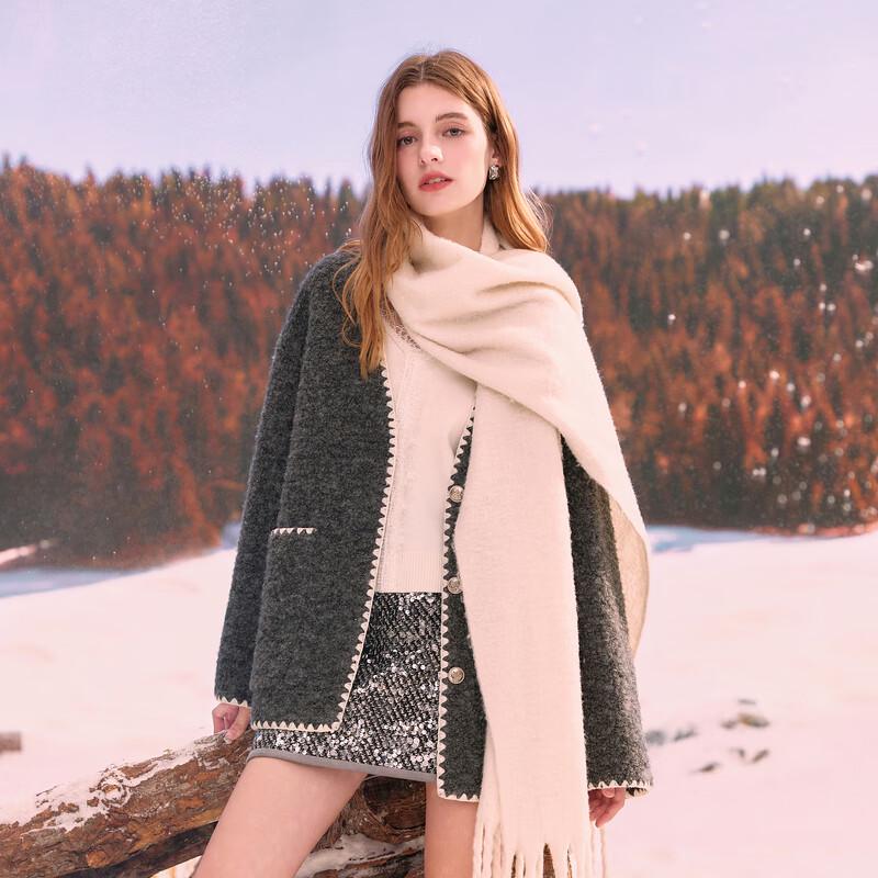 Sancai Women's V-neck Bouclé Wool Blend Coat