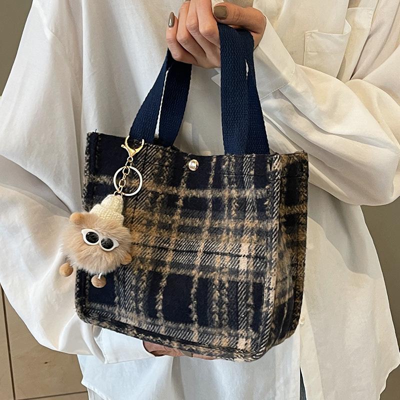 

Классный рюкзак для женщин на осень и зиму, новая универсальная шерстяная сумка большой вместимости, модная одноплечевая сумка для женщин