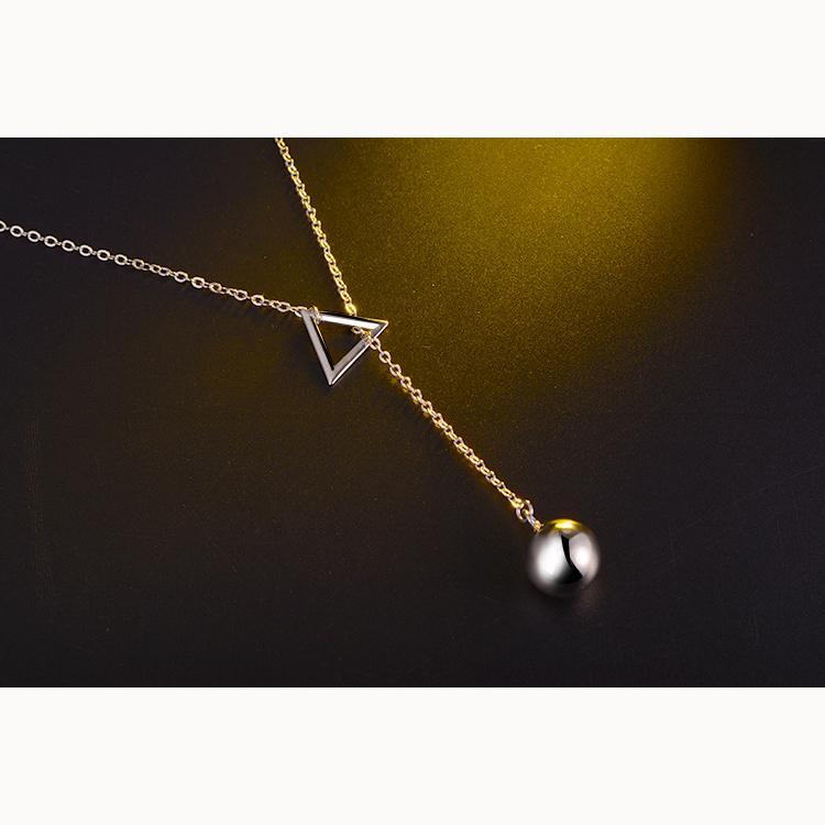 Fashionable and Elegant Geometric Triangle Sweater Chain Women Long Necklace Ladies Hundred with Necklace Jewelry Necklace
