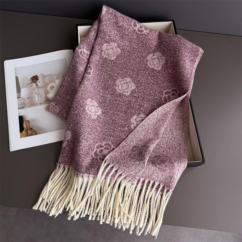 67*200cm Luxury Scarf Women Winter Warm Soft Shawls Faux Cashmere Designer Thick Floral Wrap Poncho Pashmina Blanket