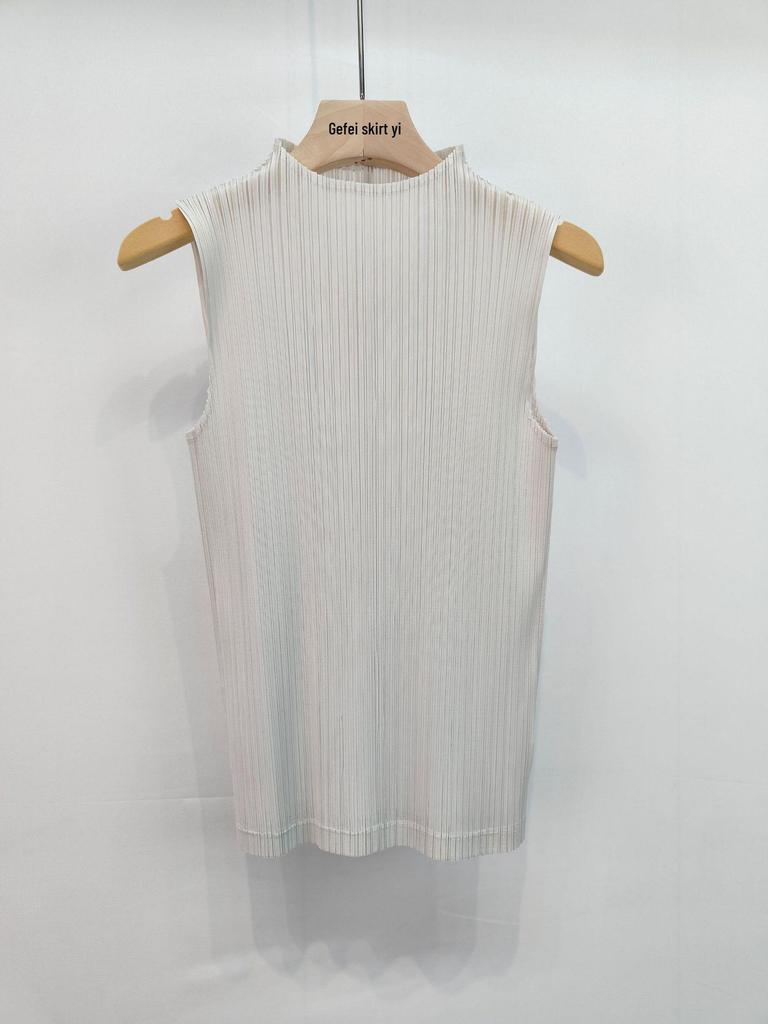 Mint Green Sleeveless Pleated Vest - Slimming and Versatile Women's Summer Top