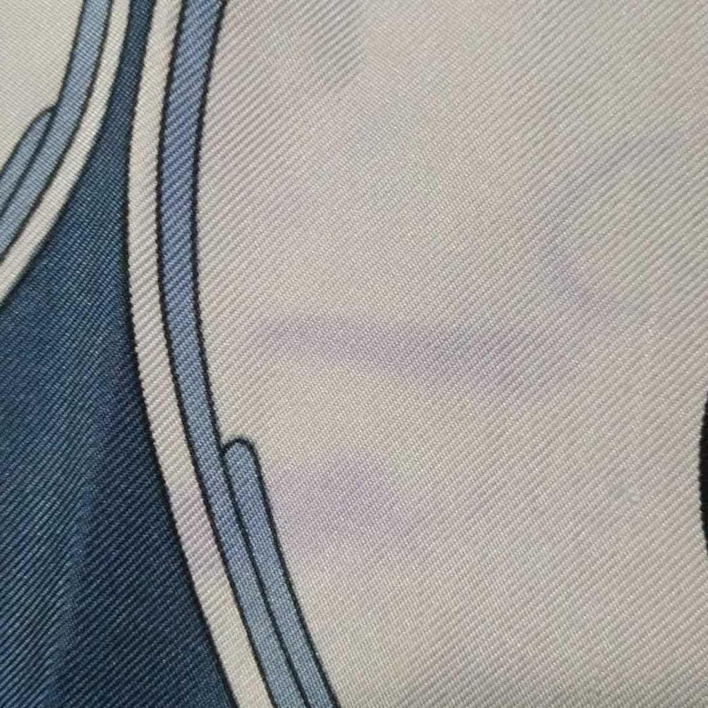 Used Women's Scarf HERMES