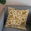2D Golden Cats And Thistle Pattern Pillow Cover Pattern Cushion Cover Suitable For Sofa Bedroom Car Pillow Cover