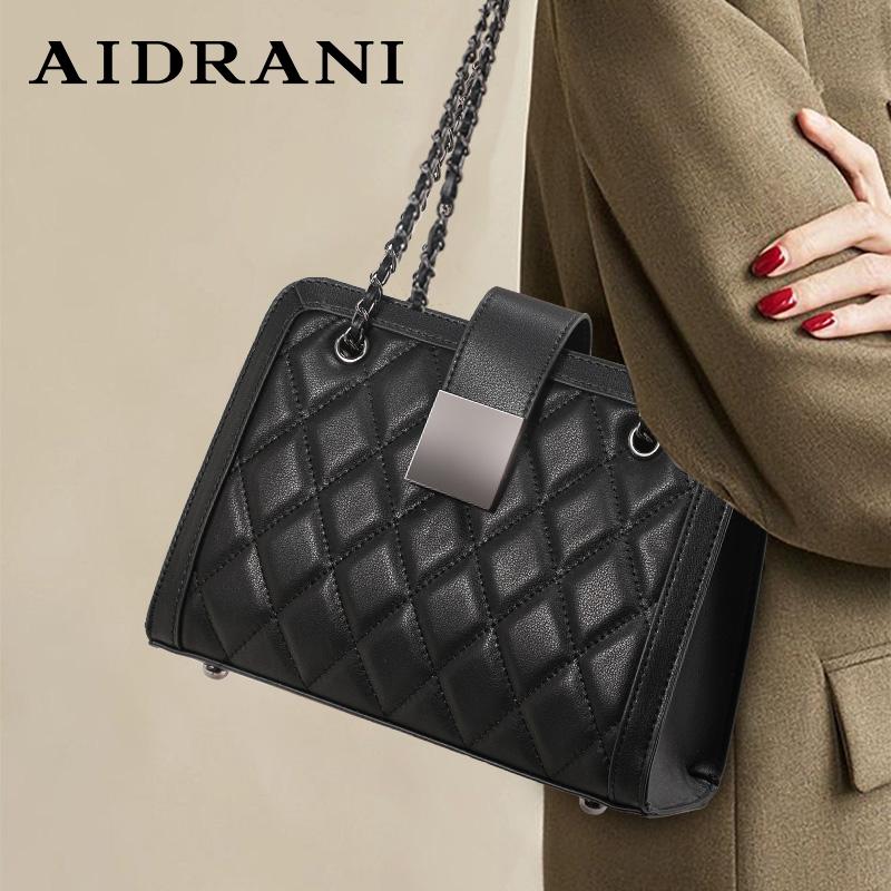 Fashionable Square Ladies Shoulder Bag with Diamond Pattern Genuine Cowhide Leather Adjustable Strap Underarm Bag