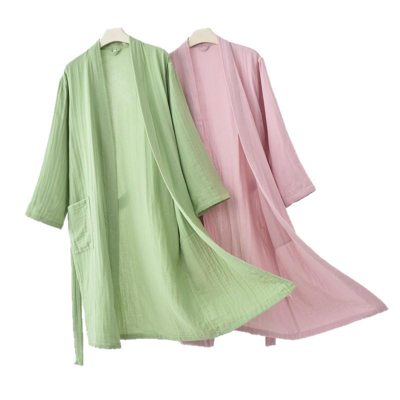 Accappatoio Yukata in Garza di Cotone a 3 Strati, Motivo delle Quattro Stagioni Giapponesi: Indumenti Morbidi e Assorbenti per Casa e Salone