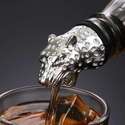 Wine Bottle Pourer Stopper Stainless Steel Deer Stag Head Dragon Head Unique Wine Aerators Bar Tools Barware