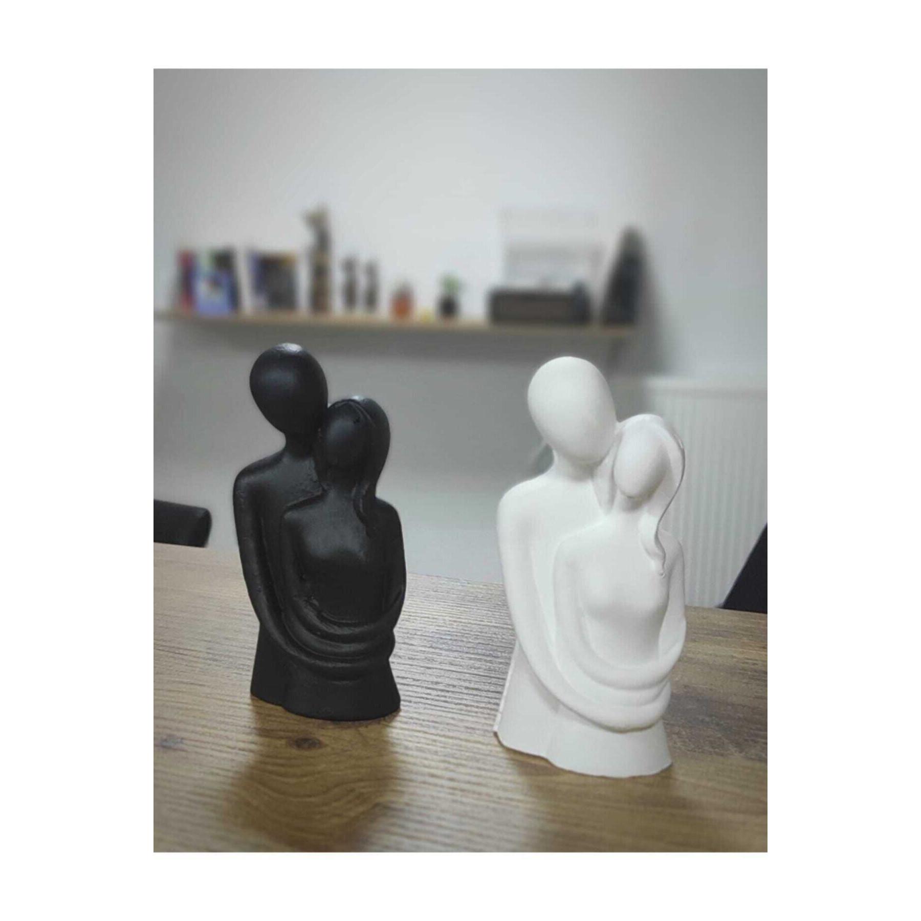 

Набор из 2 фигурок «Обнимаю Валентина» FLQUE, черный/белый