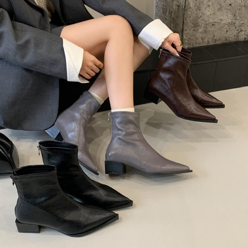 Pointed short boots women's thick heel retro Chelsea boots 2025 new Martin boots British style fashion medium heel thin boots