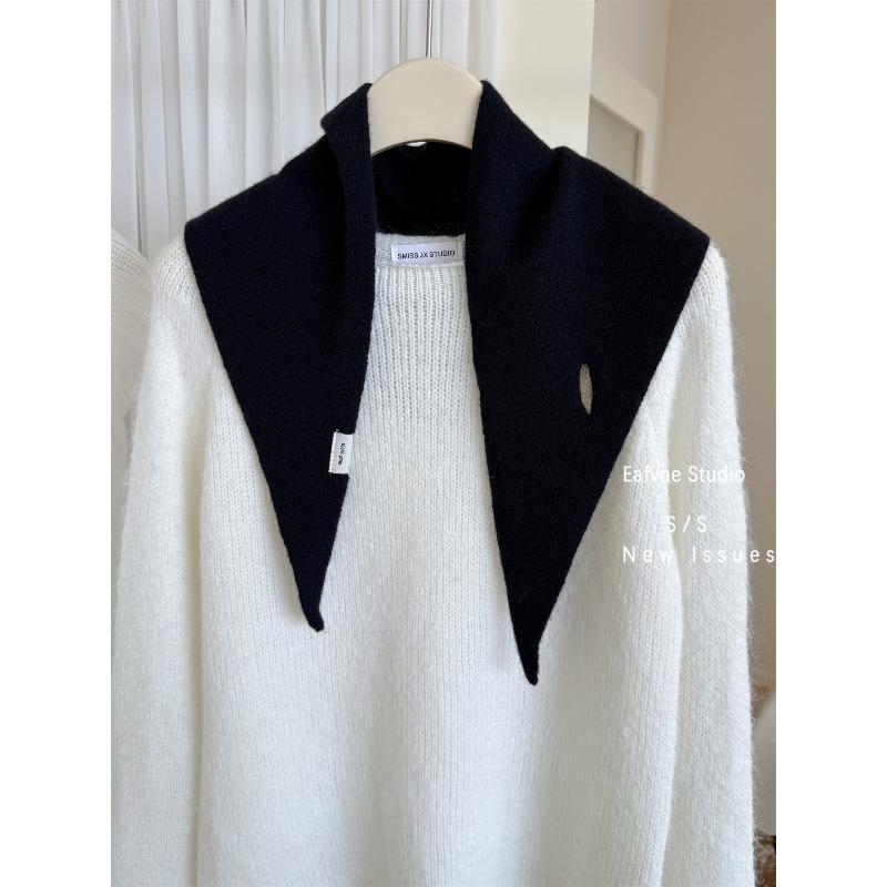 A Versatile and Warm Neckerchief Headscarf Shawl and Scarf for Women in Autumn and Winter