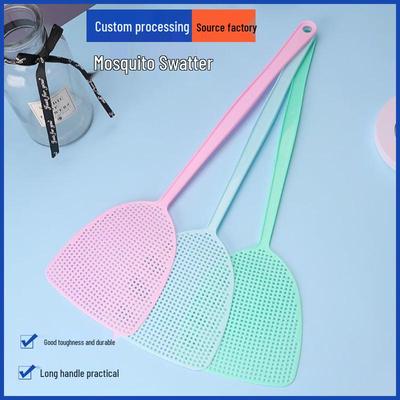 Wytrzymała packa na muchy i komary z długim uchwytem, wykonana z pogrubionego plastiku