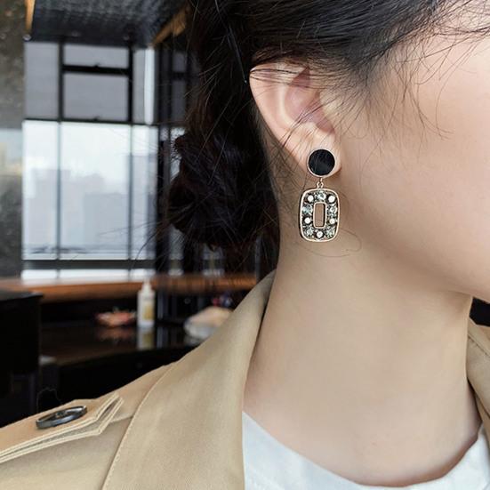 1 Pair Square Unique Drop Ear Stud Geometric-shaped Eye-catching Rhinestone Stud Earrings for Holiday