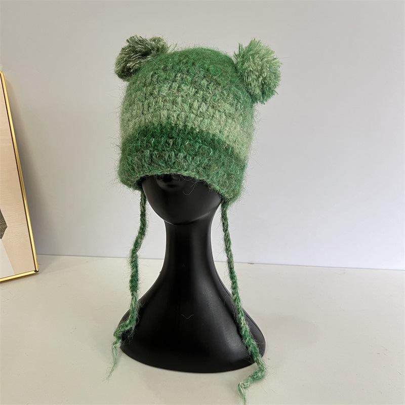 

Gradual change mixed color knitted wool hat women s autumn and winter warm ear protection hat cute age reduction cute girl Lei Feng hat tide M（56-58cm） зелений