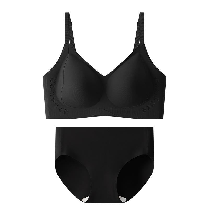 Latex seamless cup thin collection breast underwear girls and girls one-piece steel-free soft Tilasan silk bra