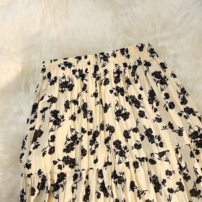 Spring 2024 Vintage Floral Pleated Midi Skirt for Women - High Waist, Draped, Trendy, Gentle Spring/Summer Mid-Length Skirt.