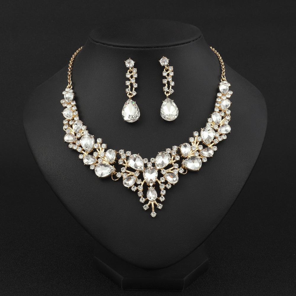 

Elegant Teardrop Rhinestone Bridal Necklace Set - Perfect for Weddings