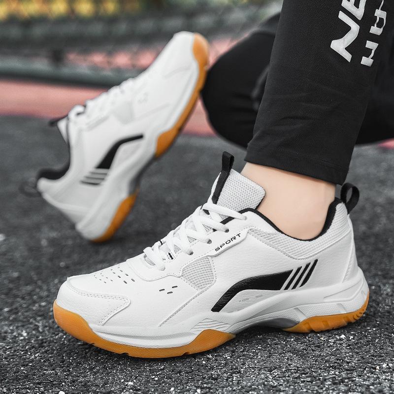 New Badminton Shoes for Men and Women, Non-slip, Breathable and Shock-absorbing Sneakers, Wear-resistant Sports Shoes, Outdoor Professional Training