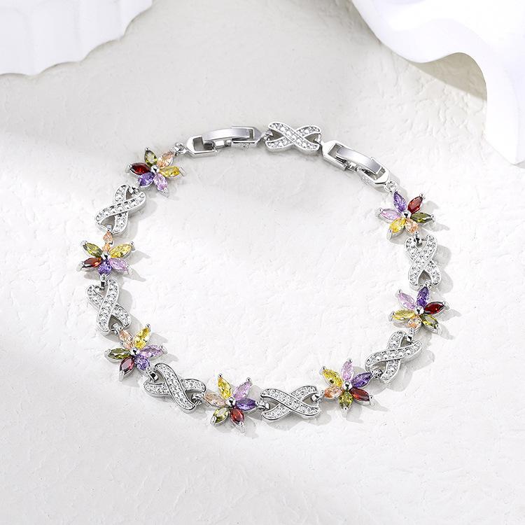 Niche Gifts Girlfriend Girlfriend High-End Bracelet, Women Do Not Fade Wisteria Flower Zircon Bracelet