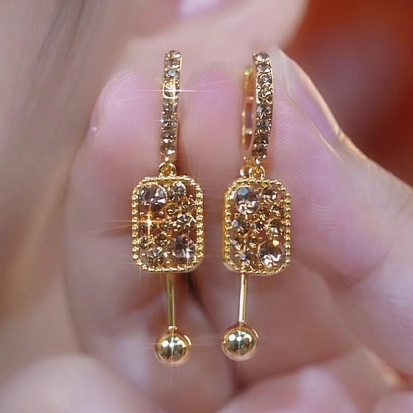 Retro Design High Sense Geometric Earrings, New Trendy Temperament Square Zircon Ear Buckle Internet Celebrity Earrings