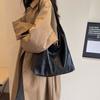 Large Capacity Bag Women's New Shoulder Bag Fashion Commuter Bag