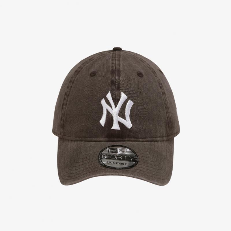 New Era New York Yankees Pigment Washed Unstructured Ballcap Brown 15131652