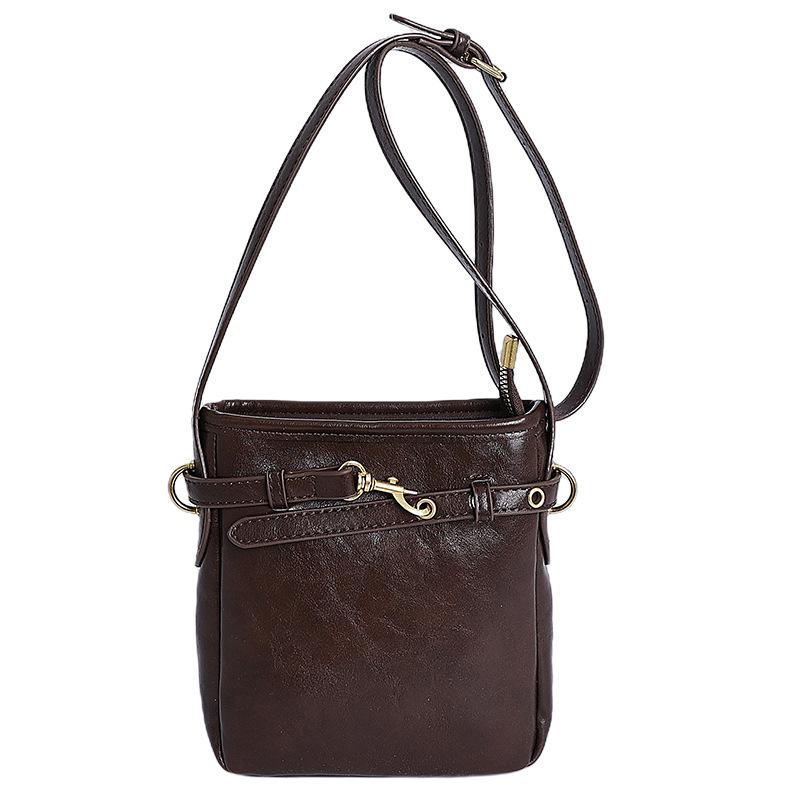 

Autumn retro bag messenger bag women s new simple small square bag simple versatile single shoulder armpit mobile phone bag