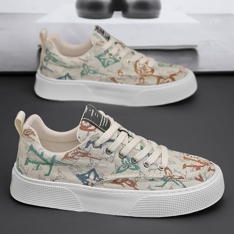 Men's shoes spring new breathable canvas shoes trendy versatile lightweight soft sole non-slip low-top board shoes men